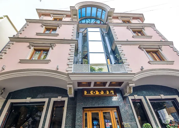 Brilant Antik Hotel Tirana